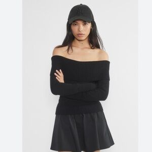 Aritzia Sunday Best Cotton and Cashmere Off-The-Shoulder Topaz Sweater Small